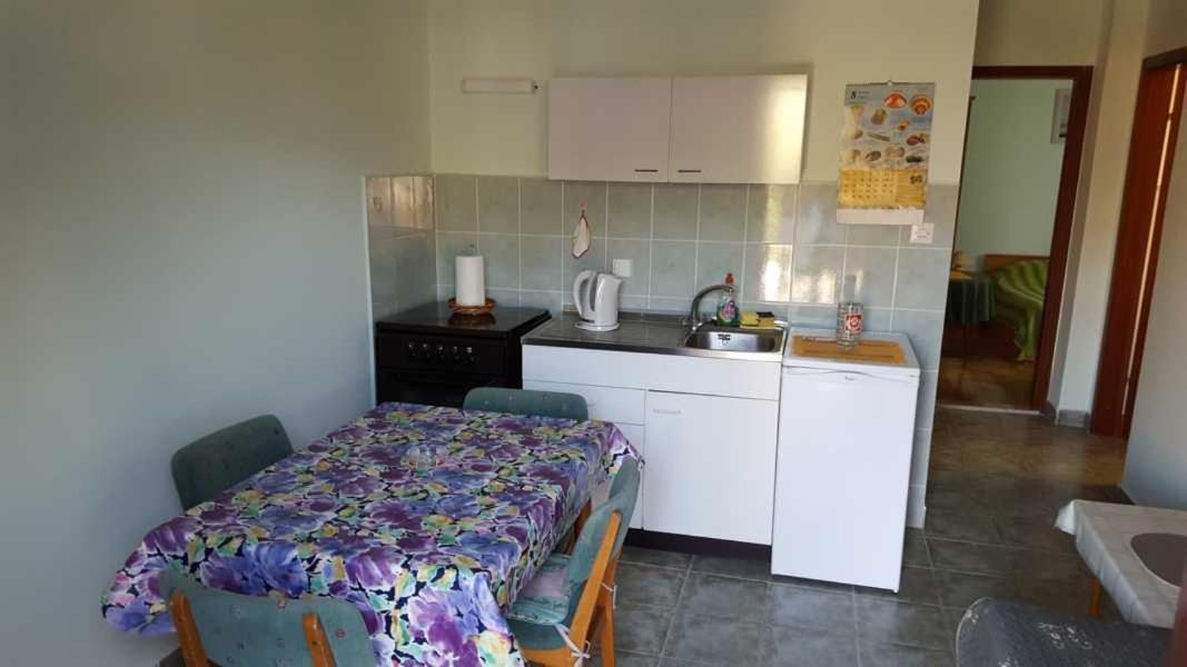 Apartments Josip Vinjerac Eksteriør billede